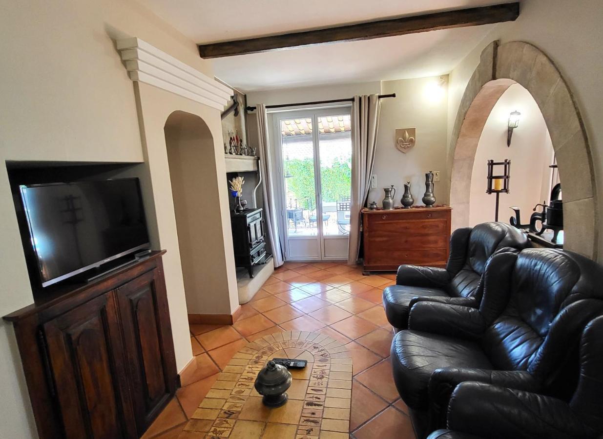 "La Massette Du Cheval Blanc" Villa De Caractere En Pierre L'Isle-sur-la-Sorgue Kültér fotó