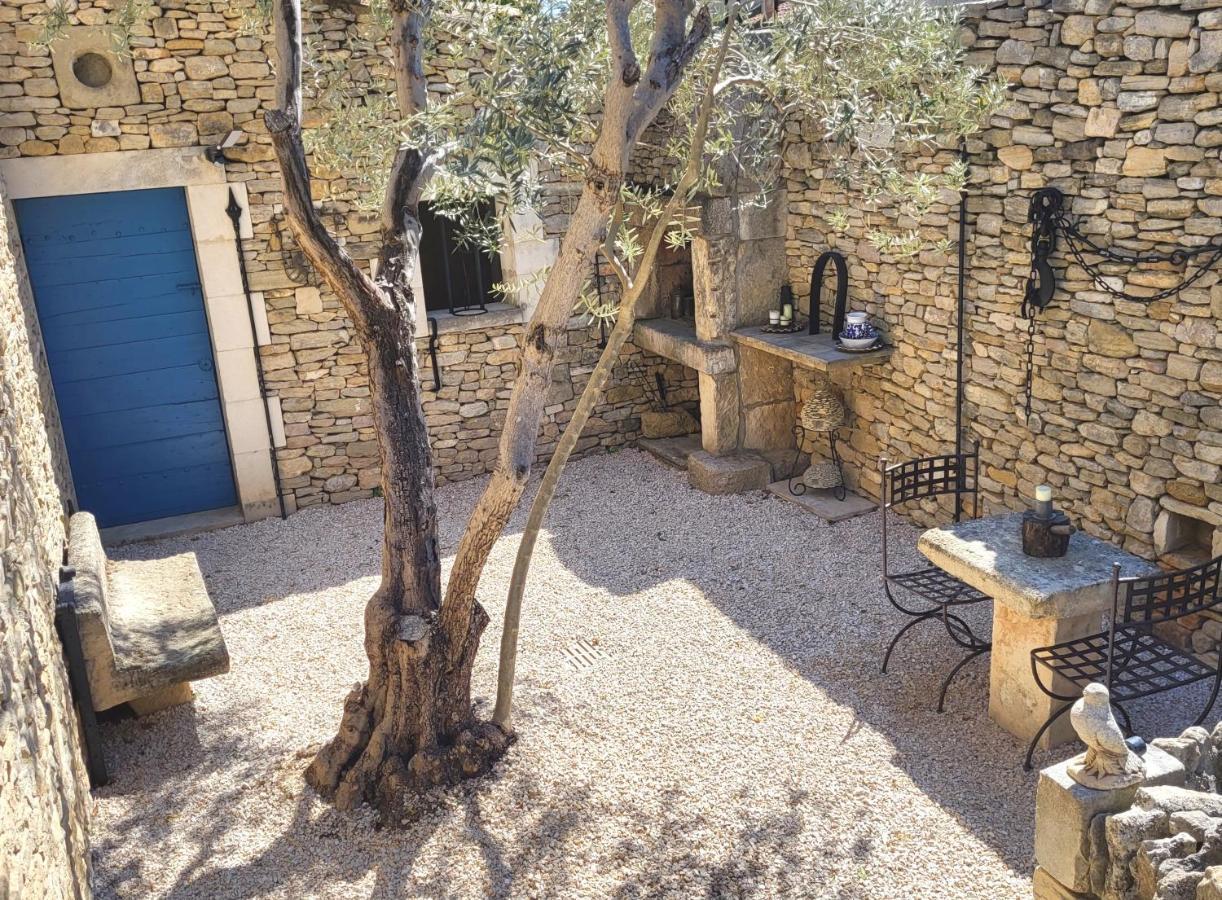 "La Massette Du Cheval Blanc" Villa De Caractere En Pierre L'Isle-sur-la-Sorgue Kültér fotó